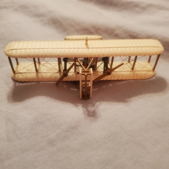 HALLMARK Keepsake The Flight at Kitty Hawk Sky's the Limit Ornament - Picture 3 of 4